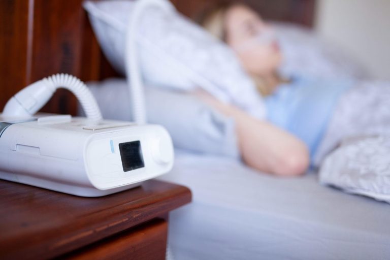  Can You Effectively Treat Sleep Apnea Without a CPAP Machine?