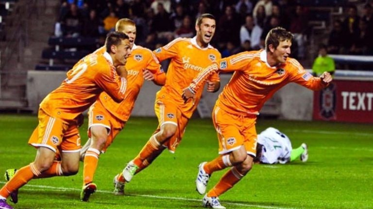 Defensive Dynamos: Celebrating Football's Best Defenders